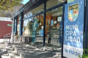 La Falda congeló el salario de sus funcionarios hasta fines de 2026.