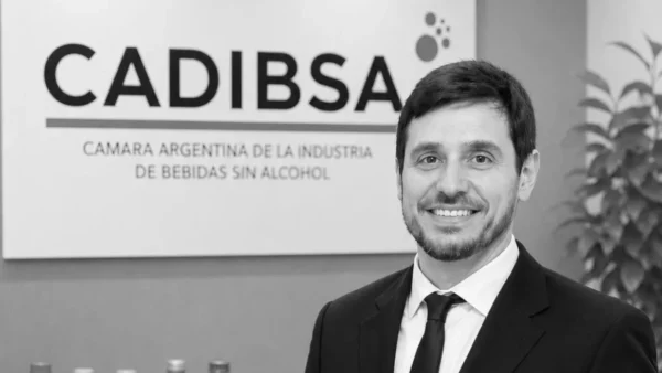 Esteban Agost Carreño asume la presidencia de CADIBSA y abre una nueva etapa para la industria de bebidas